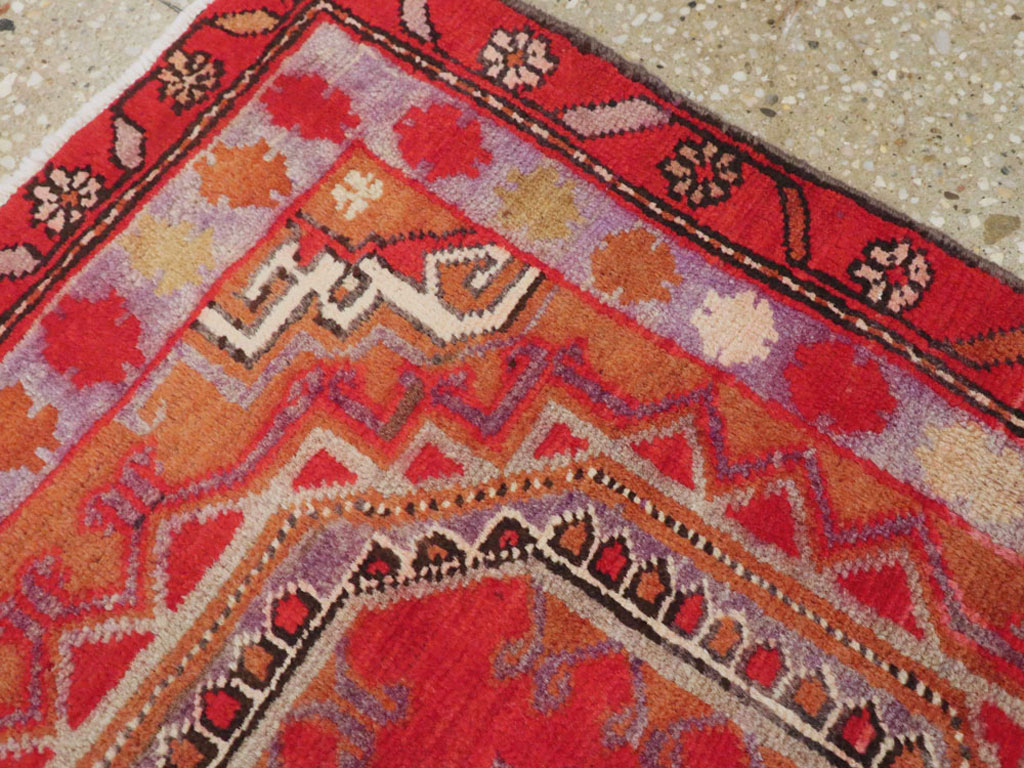 Vintage Persian Tabriz Rug, No.25170 - Galerie Shabab