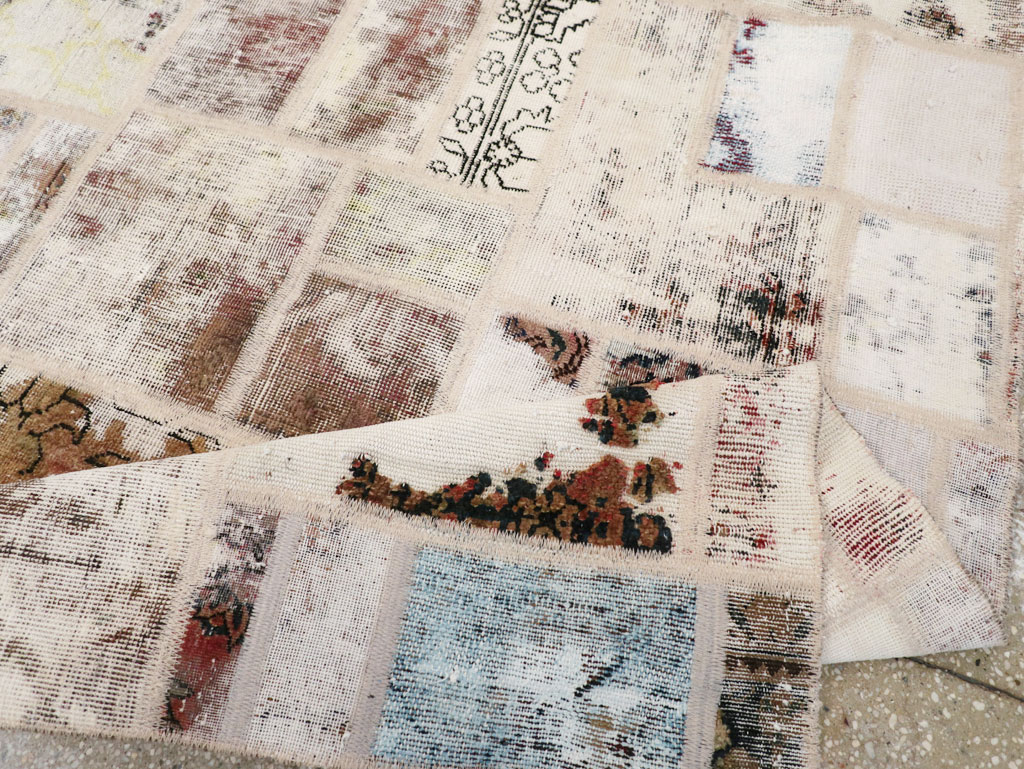 Distressed Vintage Persian Patchwork Accent Rug, No.25237 - Galerie Shabab