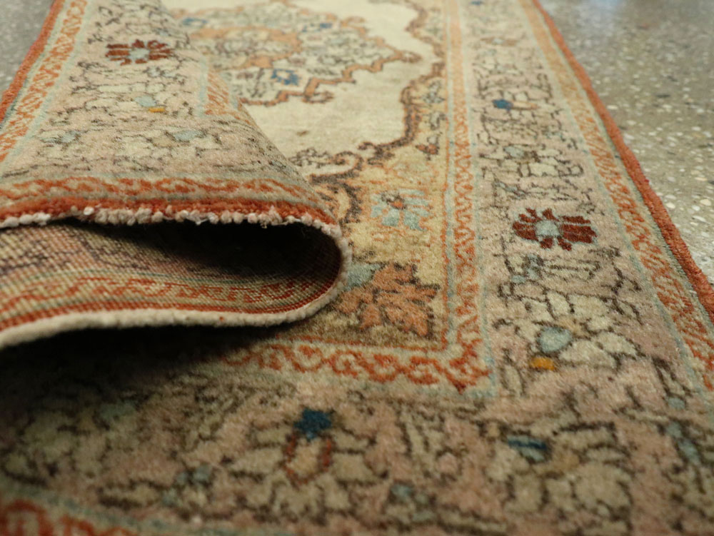 Antique Persian Tabriz Hagi Jalili Rug, No.25388 - Galerie Shabab