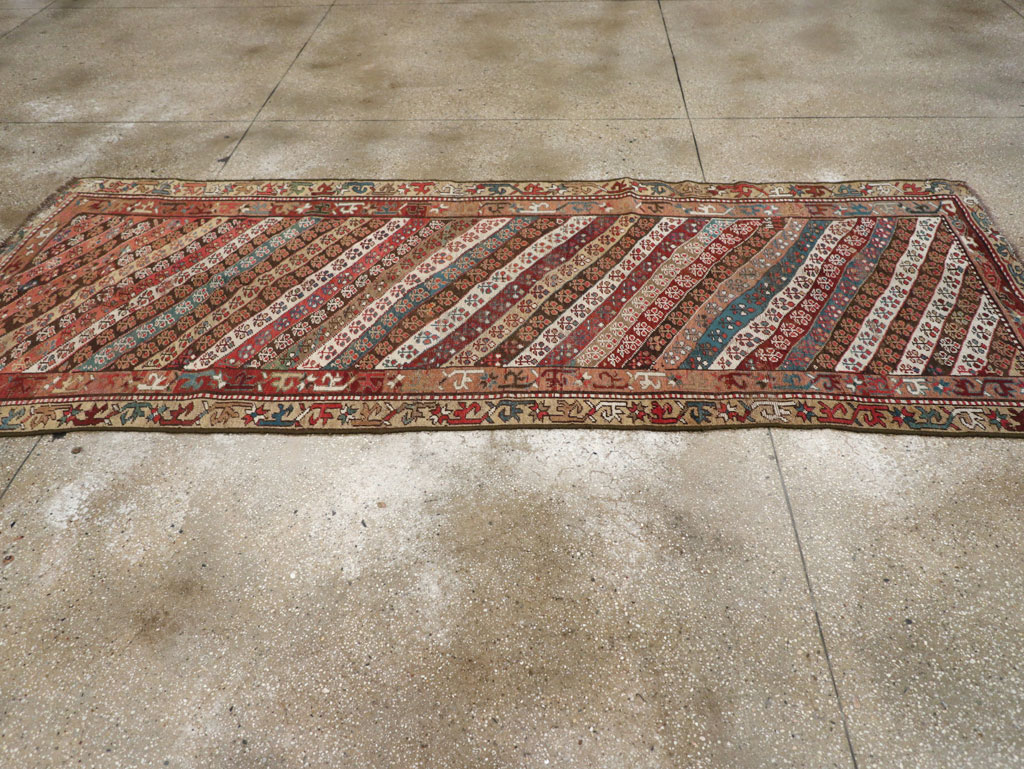 Antique Northwest Persian Runner, No.25470 - Galerie Shabab