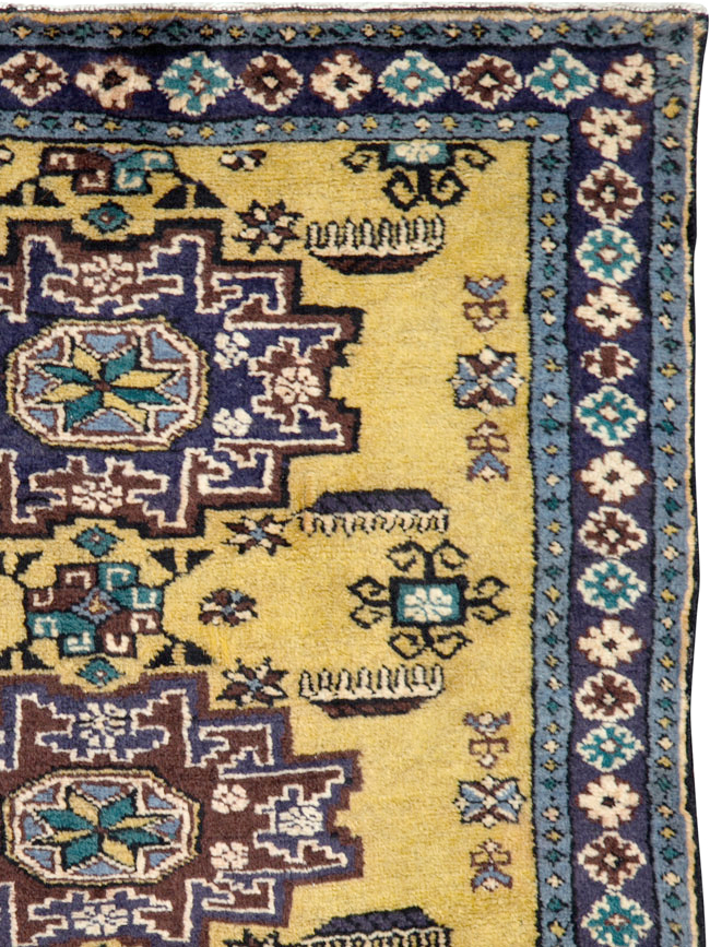 Vintage Tabriz Rug, No.25603 - Galerie Shabab