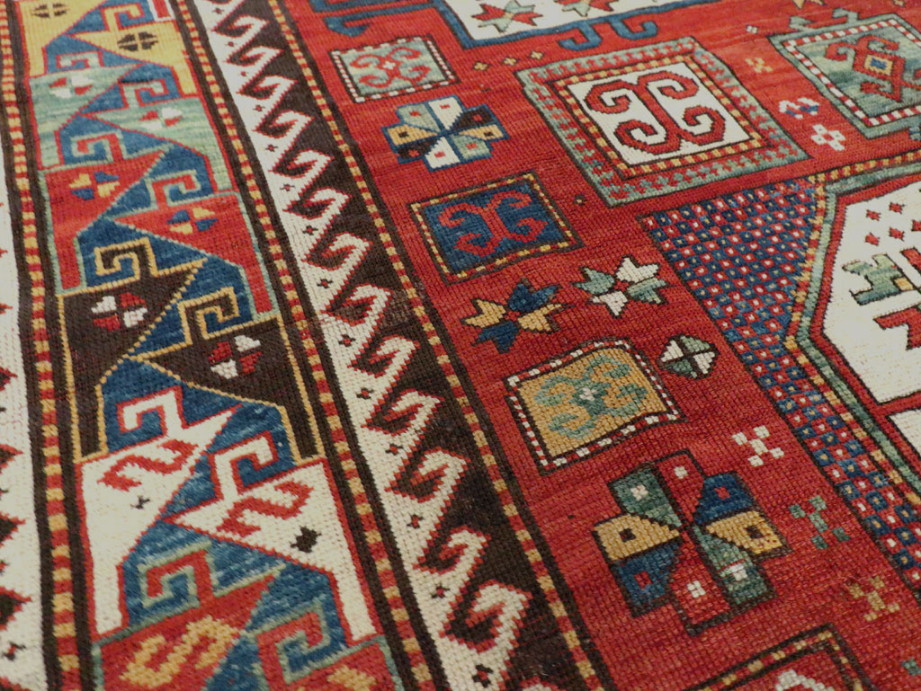 Antique Caucasian Kazak Accent Carpet, No.25858 - Galerie Shabab
