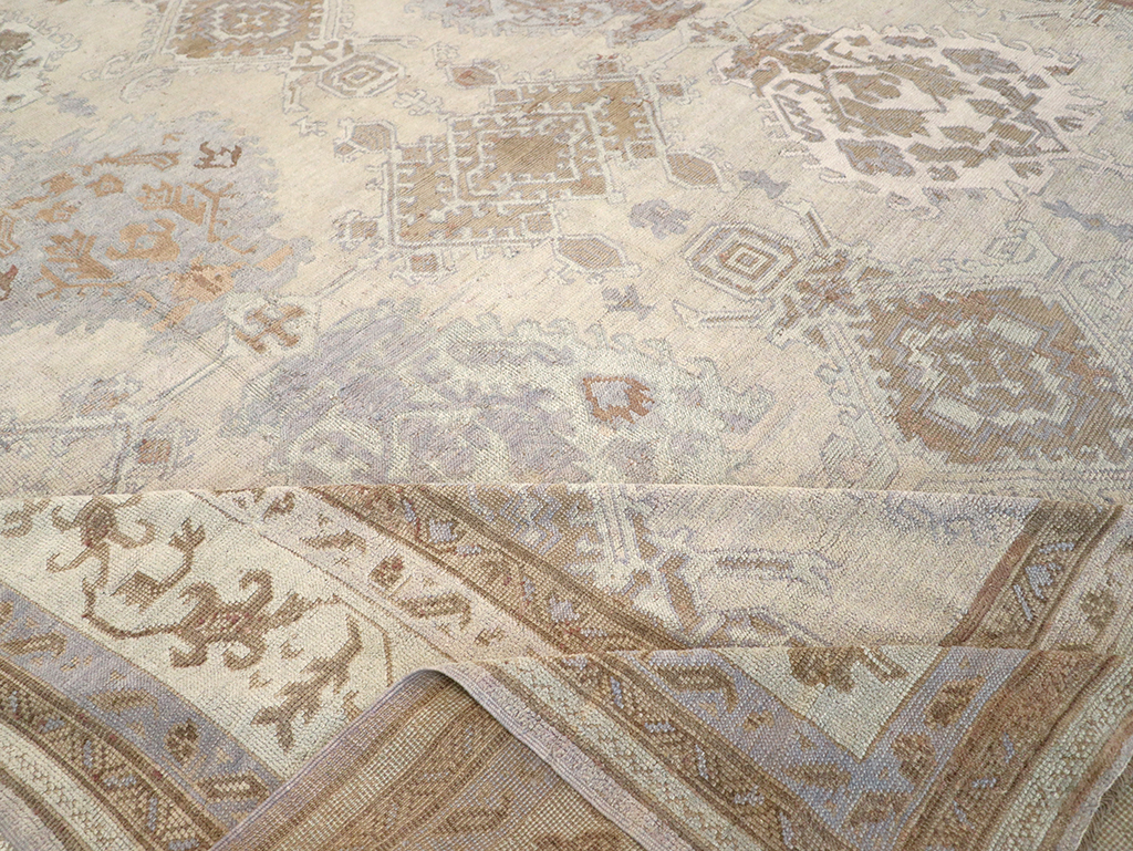 Antique Turkish Oushak Oversize Carpet, No.25900 - Galerie Shabab