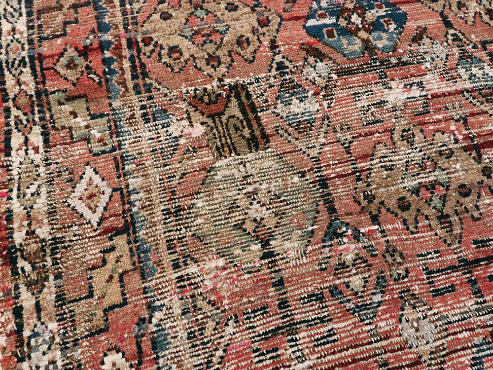 Vintage Persian Hamadan Distressed Rug, No.25928 - Galerie Shabab