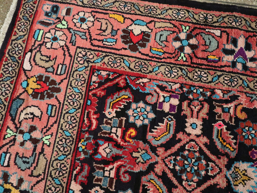 Vintage Persian Mahal Gallery Carpet, No.25943 - Galerie Shabab