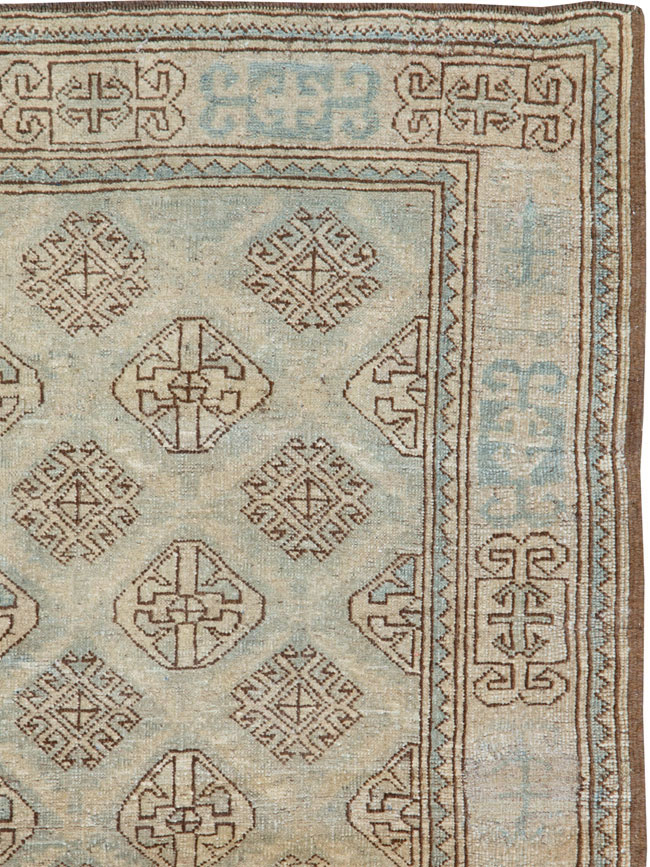 Vintage Persian Kurd Square Accent Rug, No.26008 - Galerie Shabab