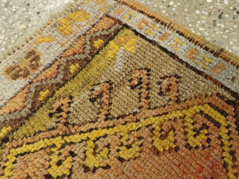 Vintage Turkish Anatolian Throw Rug, No.26036 - Galerie Shabab