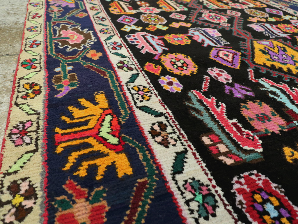 Vintage Persian Hamadan Gallery Carpet, No.26278 - Galerie Shabab