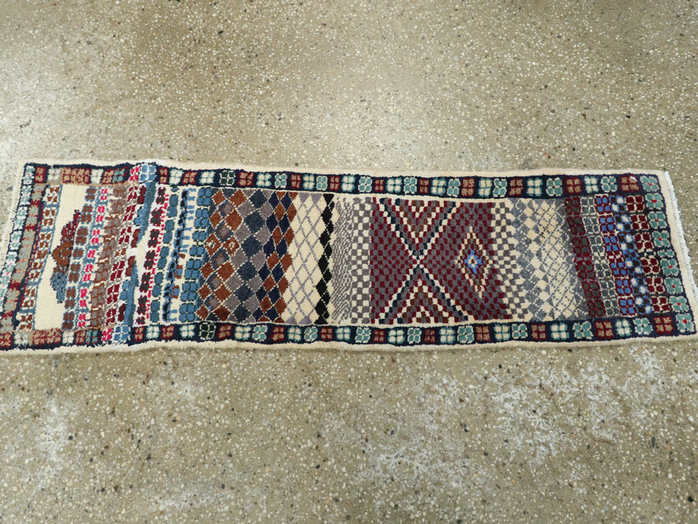 Vintage Persian Mahal Rug, No.26291 - Galerie Shabab