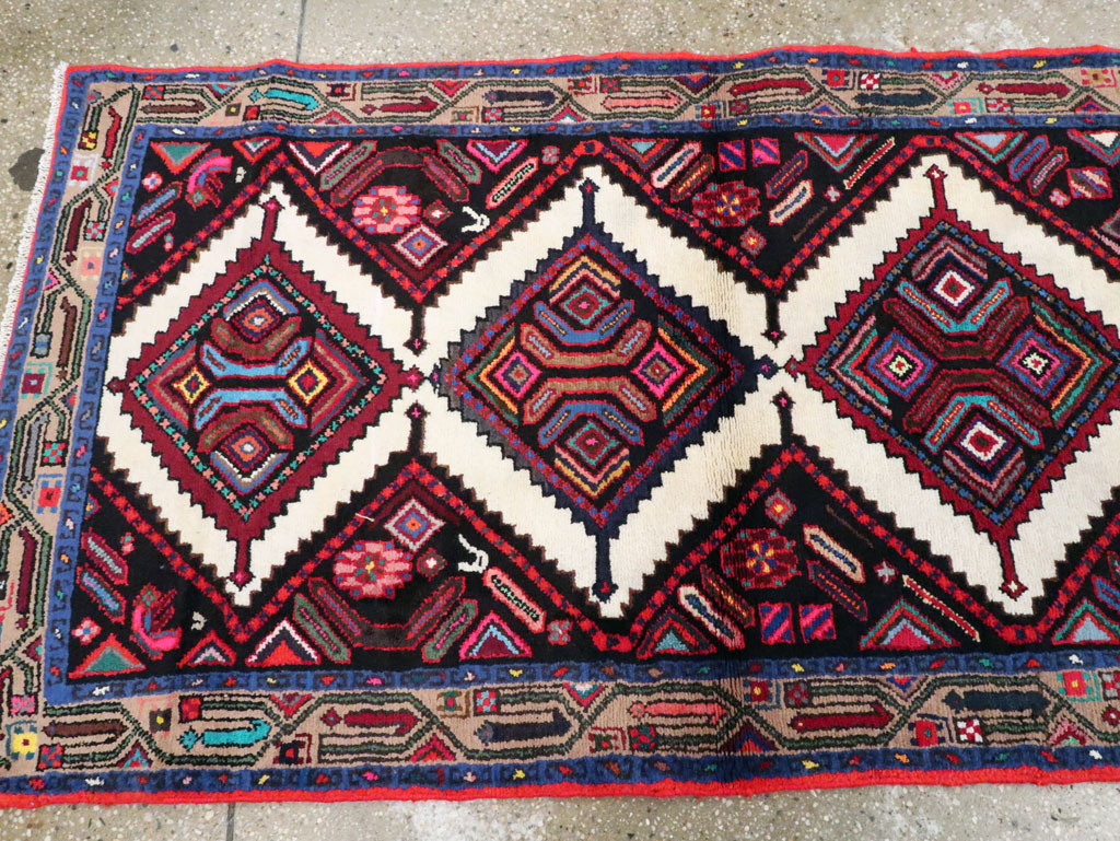 Vintage Persian Hamadan Rug, No.26309 - Galerie Shabab