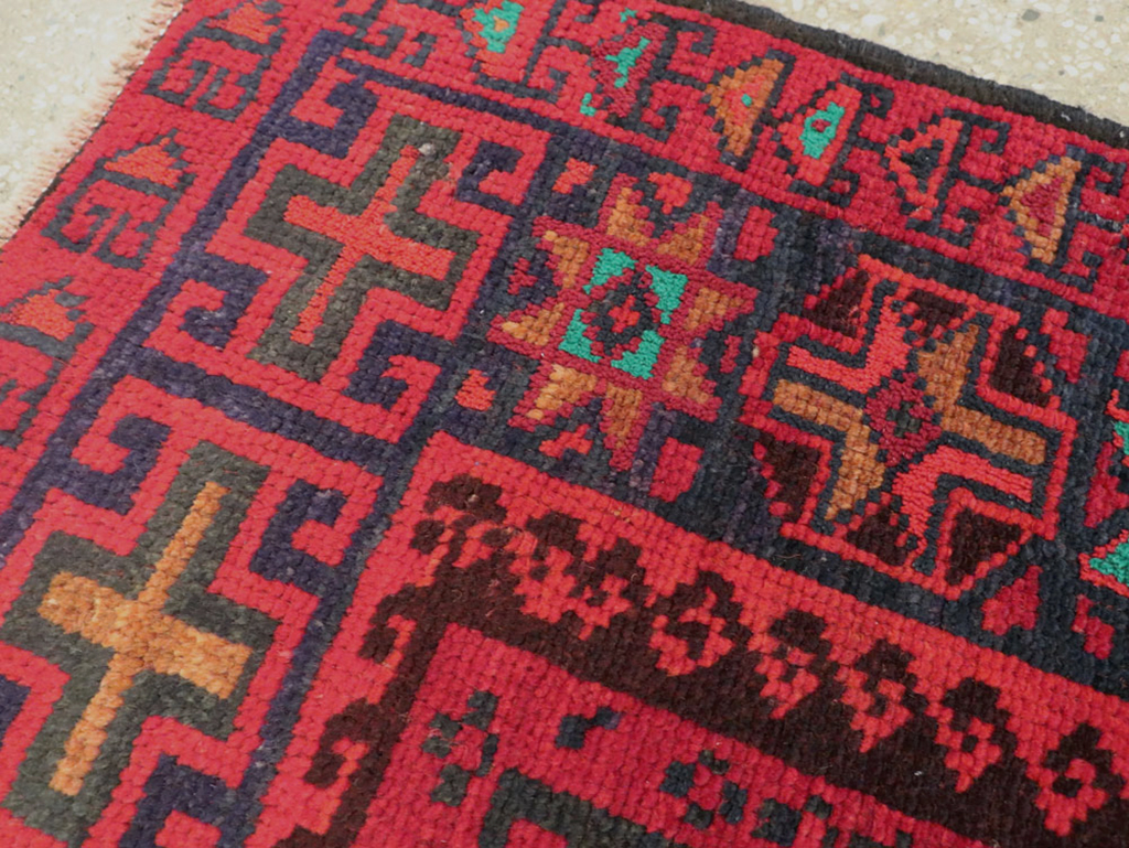 Vintage Persian Baluch  Square Rug, No.26319 - Galerie Shabab
