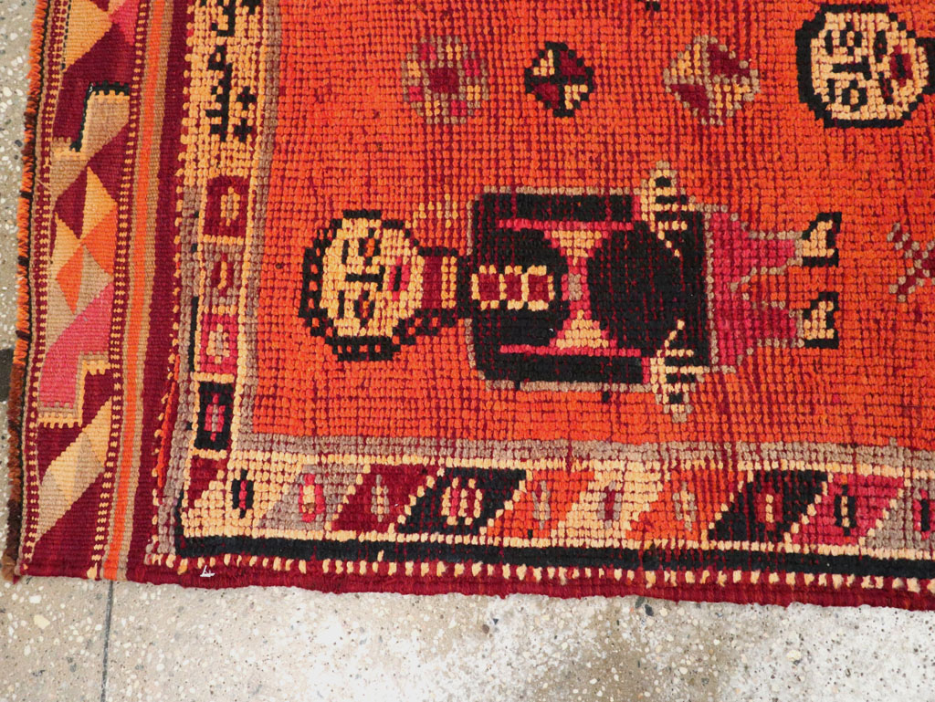 Vintage Anatolian Pictorial Runner, No.26447 - Galerie Shabab