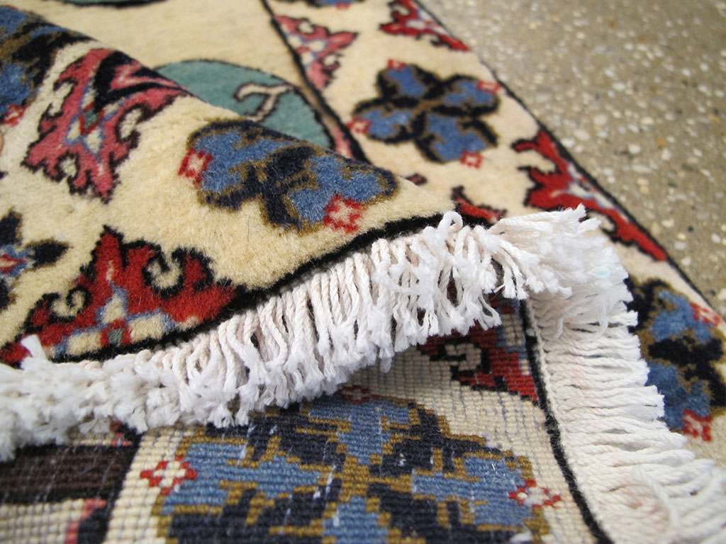 Vintage Persian Tabriz Pictorial Rug, No.26689 - Galerie Shabab