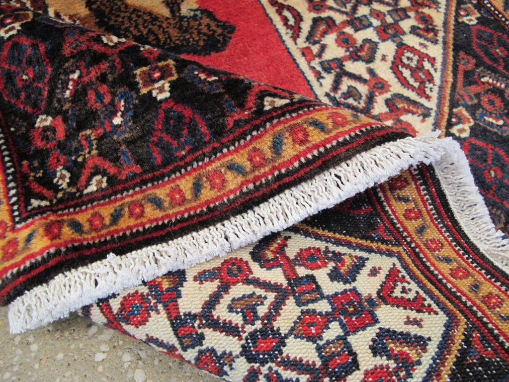 Vintage Persian Senneh Malayer Pictorial Rug, No.26731 - Galerie Shabab