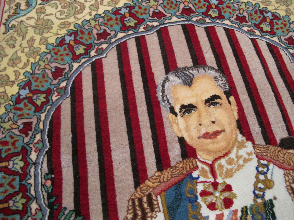 Vintage Persian Tabriz Pictorial Rug, No.26771 - Galerie Shabab