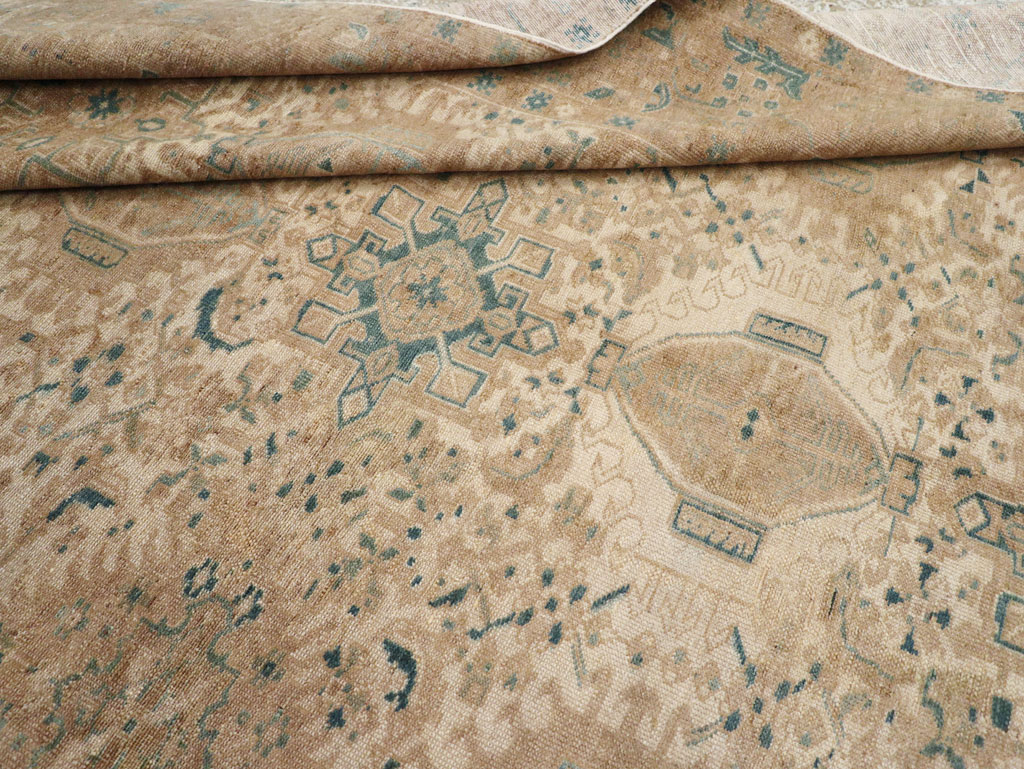 Vintage Persian Karajeh Small Room Size Carpet, No.26772 - Galerie Shabab