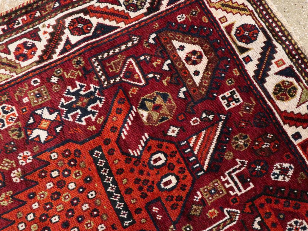 Vintage Pictorial Qashqai Rug, No.26794 - Galerie Shabab