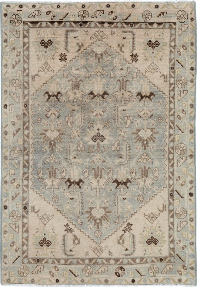 Vintage Persian Malayer Throw Rug, No.26921 - Galerie Shabab