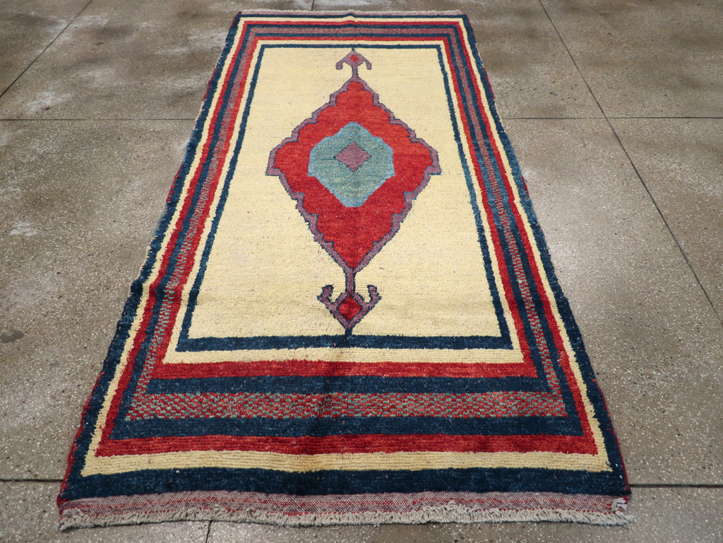 Vintage Persian Gabbeh Rug, No.27000 - Galerie Shabab