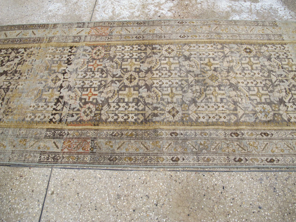 Antique Persian Malayer Long Runner, No.27202 - Galerie Shabab