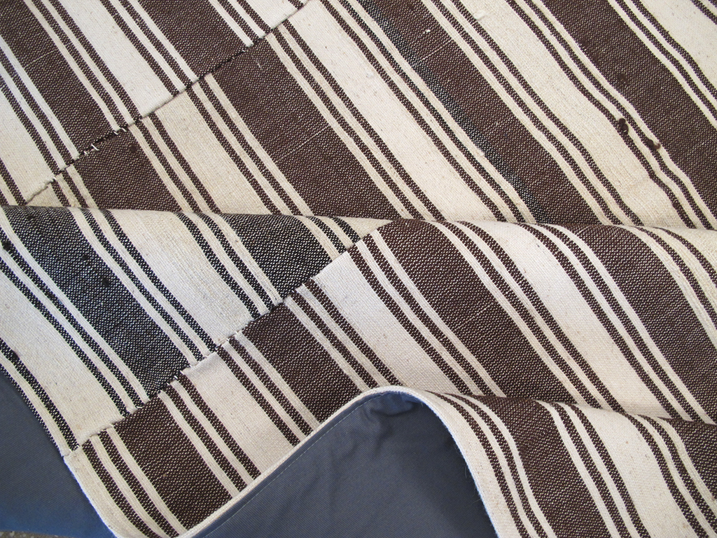 Vintage Turkish Kilim Flatweave Accent Rug, No.27271 - Galerie Shabab