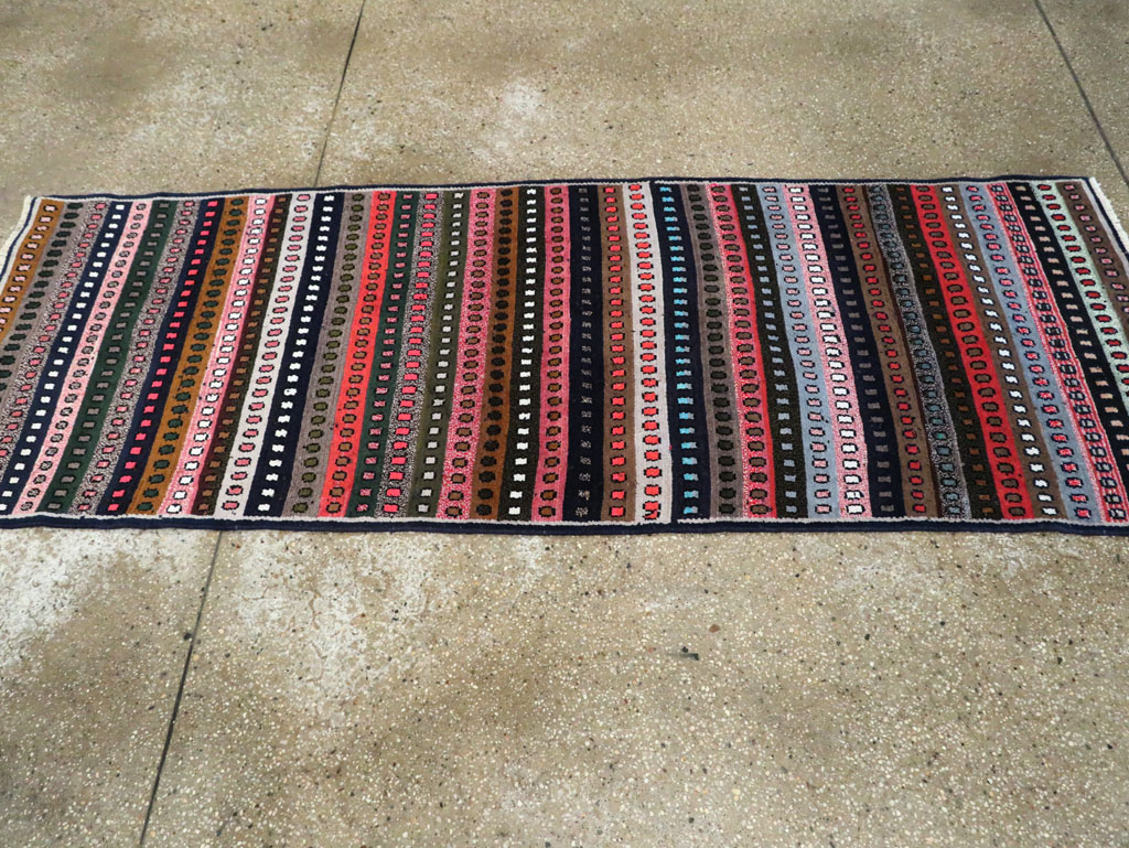 Vintage Persian Hamadan Runner, No.27450 - Galerie Shabab