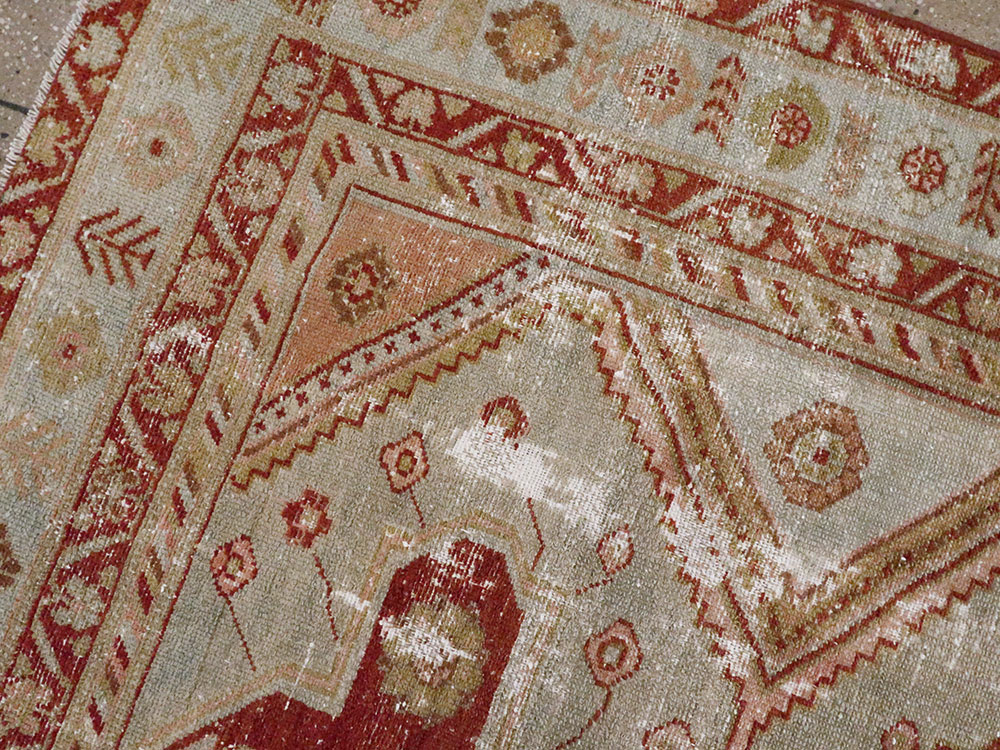 Distressed Antique Persian Malayer Accent Rug, No.27617 - Galerie Shabab