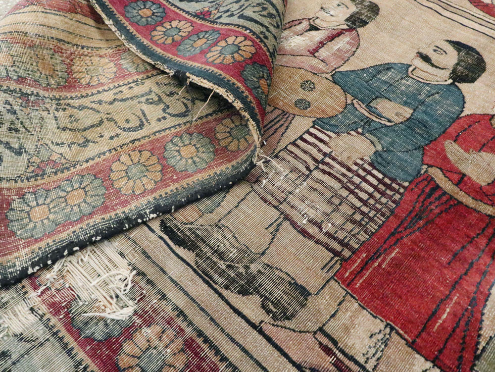 Antique Persian Lavar Kerman Pictorial Accent Carpet, No.27776 - Galerie Shabab