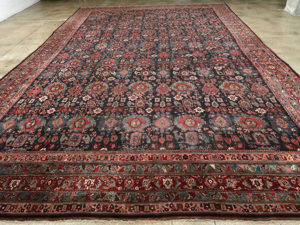Antique Persian Bidjar Carpet, No.27828 - Galerie Shabab