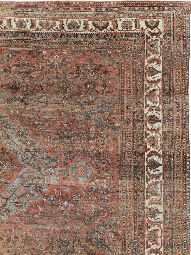 Antique Persian Shiraz Carpet, No.27830 - Galerie Shabab