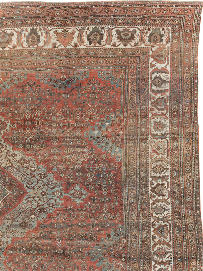 Antique Persian Shiraz Carpet, No.27830 - Galerie Shabab