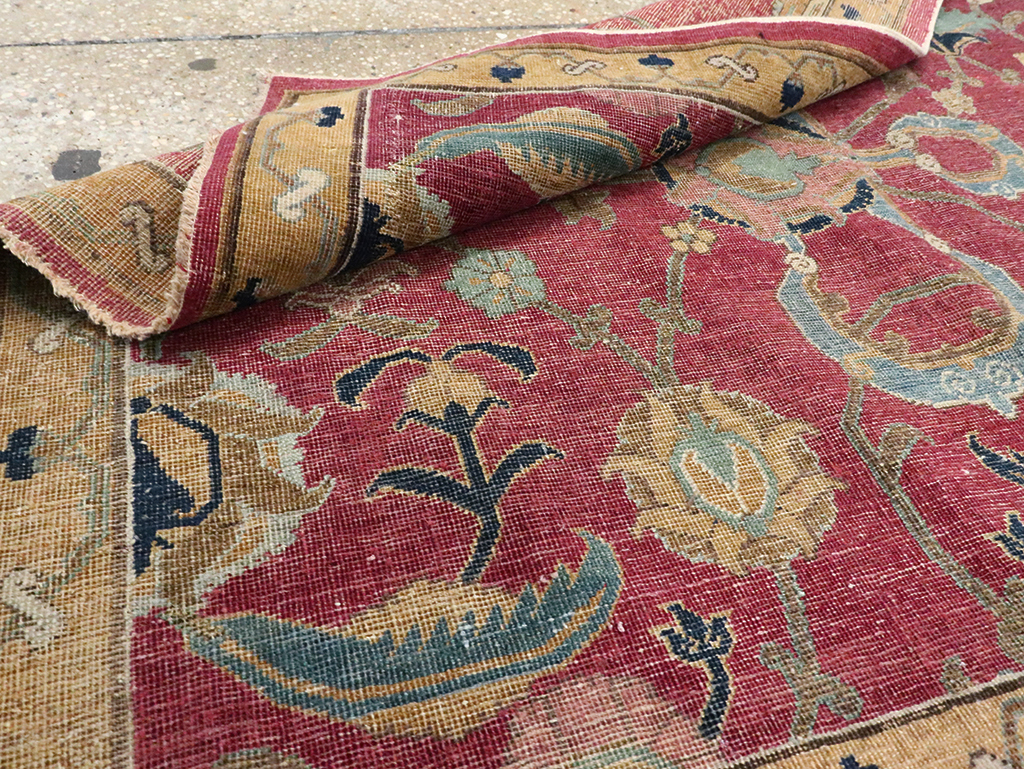Antique Persian Isfahan Runner, No.27969 - Galerie Shabab
