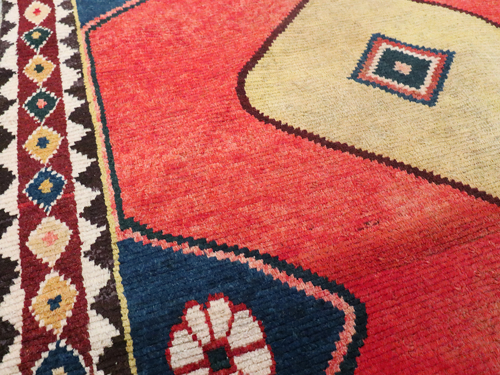 Tribal Persian Gabbeh Gallery Rug, No.28006 - Galerie Shabab