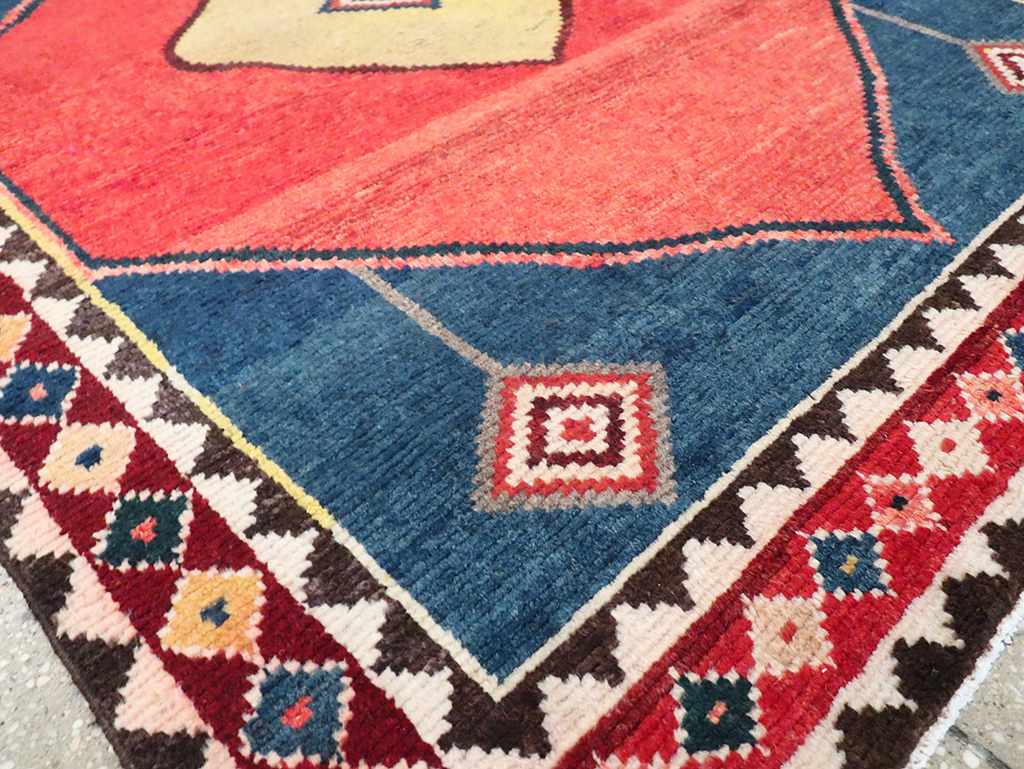 Tribal Persian Gabbeh Gallery Rug, No.28006 - Galerie Shabab