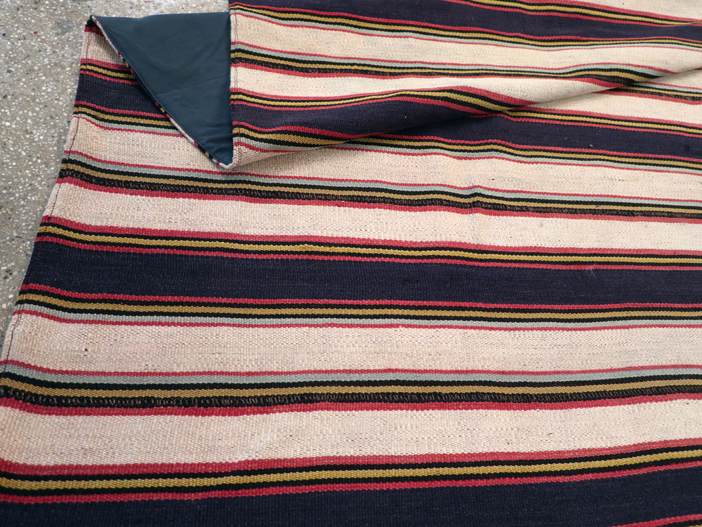 Vintage Persian Flatweave Kilim Small Room Size Carpet, No.28029 - Galerie Shabab