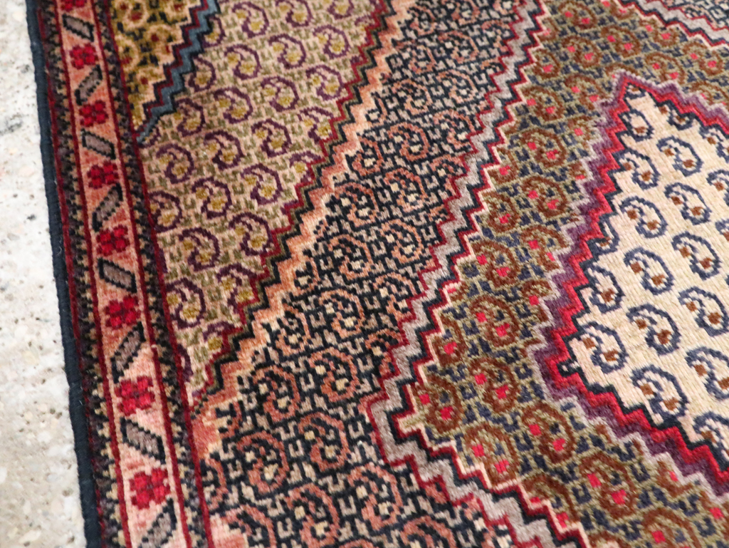 Vintage Persian Tabriz Throw Rug, No.28099 - Galerie Shabab