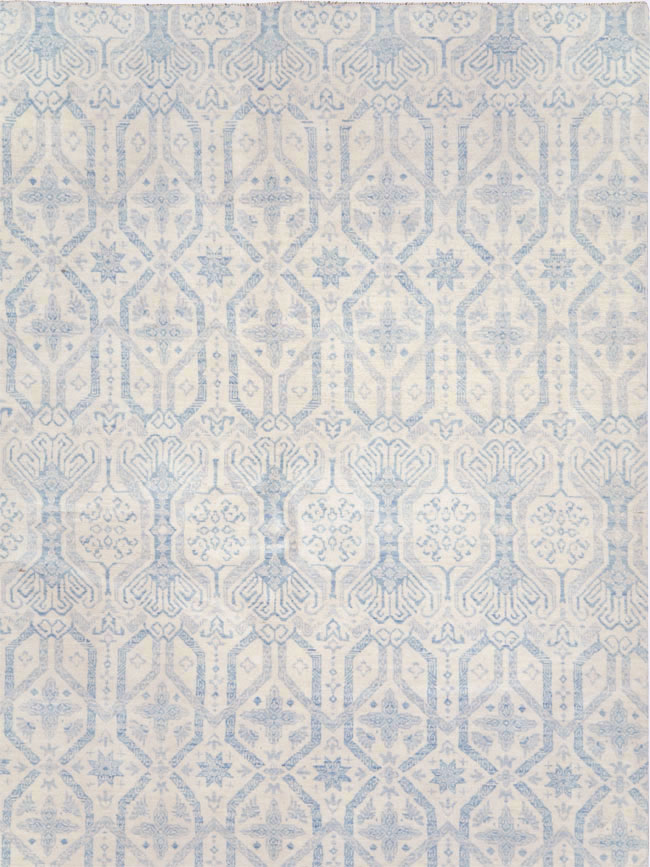 Spanish Cuenca Inspired Contemporary Turkish Room Size Carpet, No.28175 - Galerie Shabab