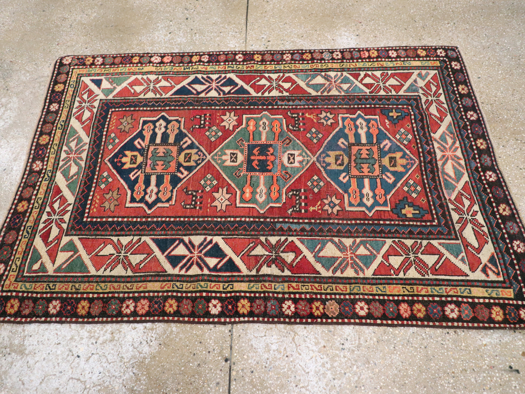 Antique Caucasian Kazak Rug, No.28233 - Galerie Shabab