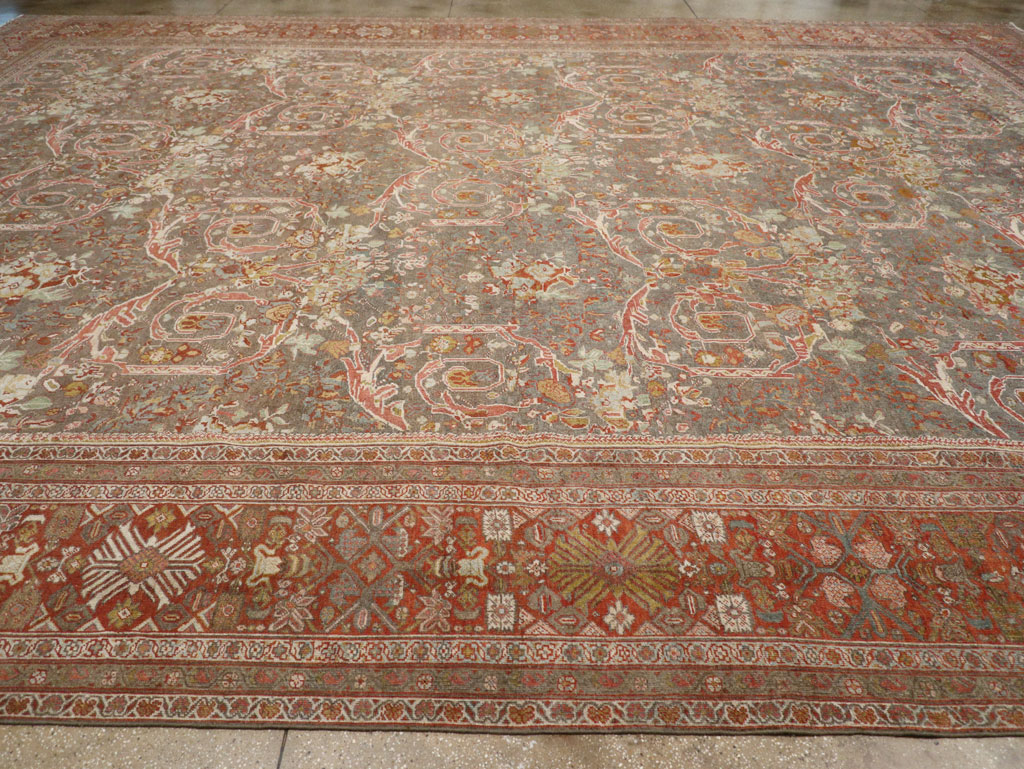 Antique Persian Mahal Oversize Carpet, No.28244 - Galerie Shabab