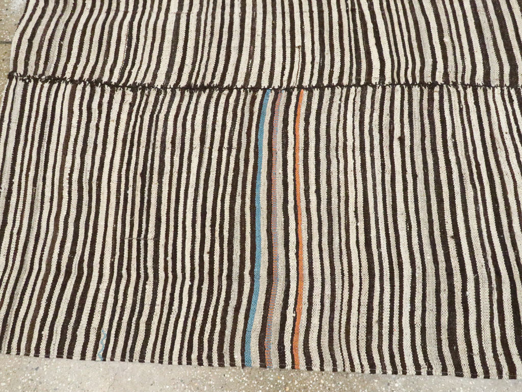 Vintage Persian Mazandaran Kilim Accent Carpet, No.28394 - Galerie Shabab