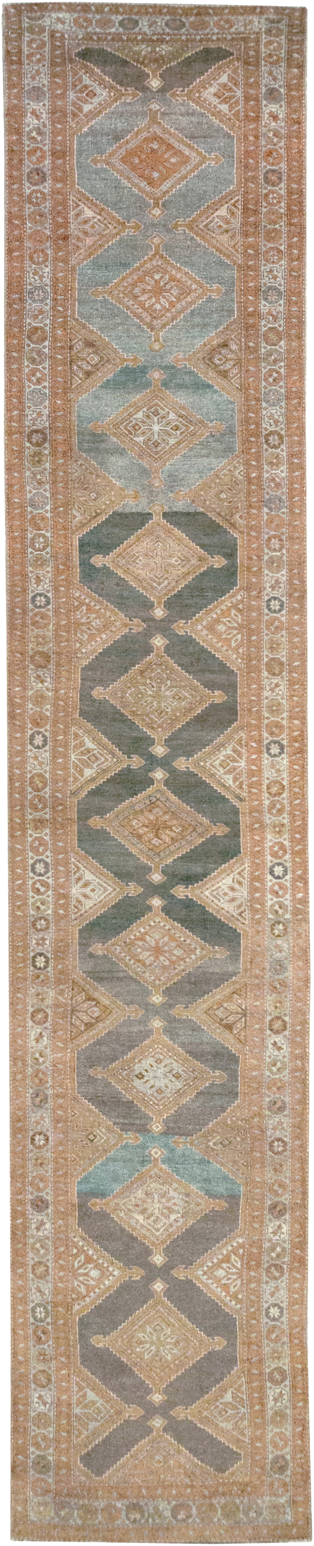 Vintage Persian Kurd Runner, No.28436 - Galerie Shabab