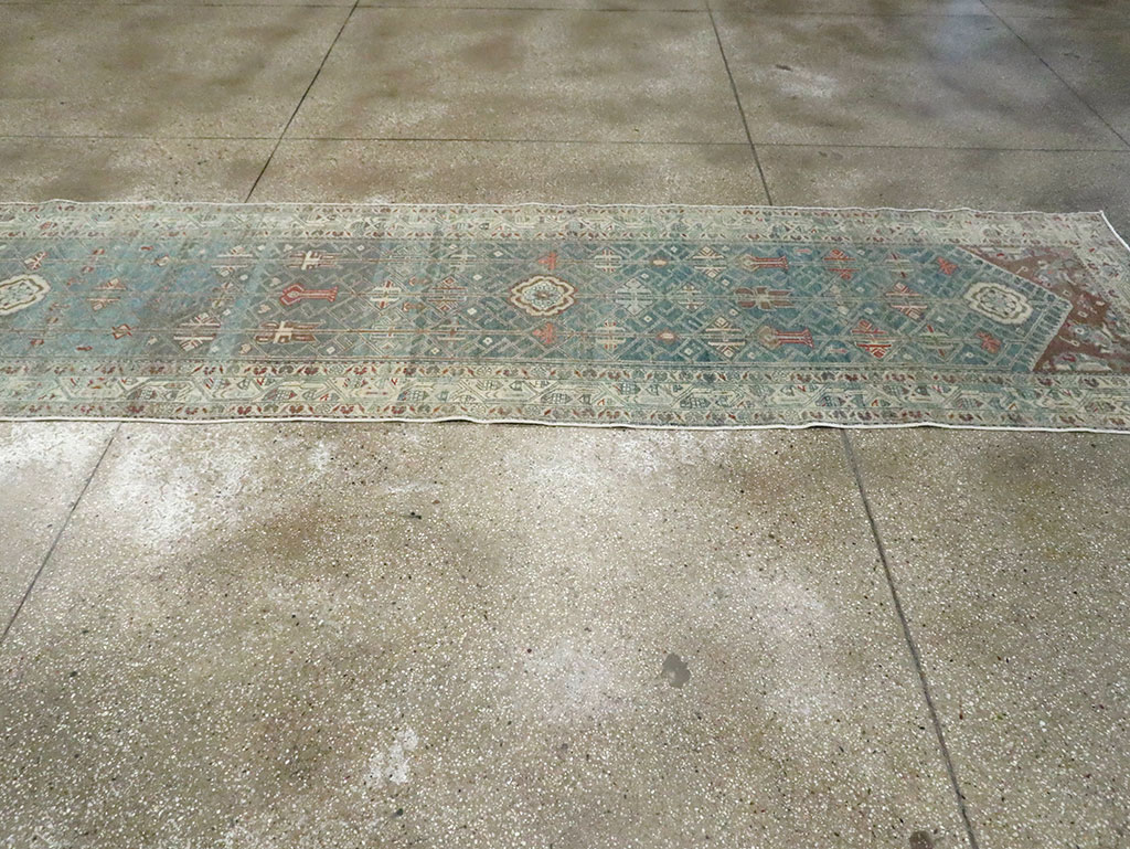 Vintage Persian Malayer Long Runner, No.28468 - Galerie Shabab