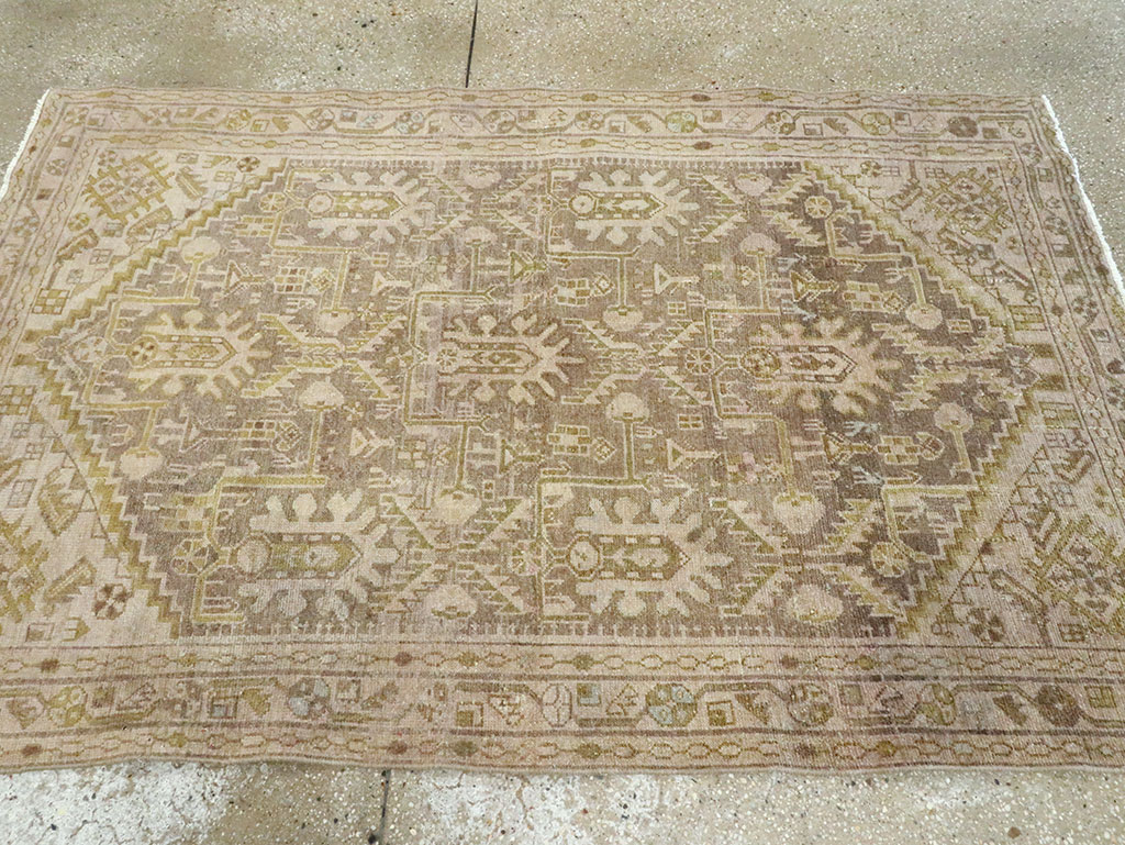Vintage Persian Malayer Accent Rug, No.28594 - Galerie Shabab