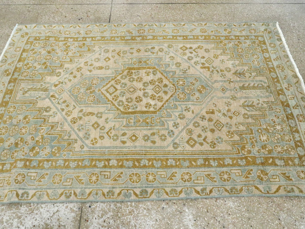 Vintage Persian Malayer Accent Rug, No.28645 - Galerie Shabab