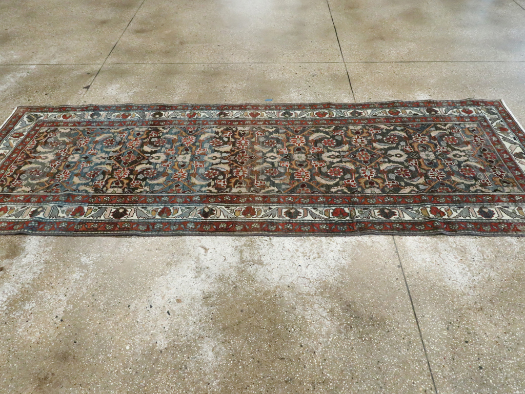 Antique Persian Malayer Runner, No.28839 - Galerie Shabab