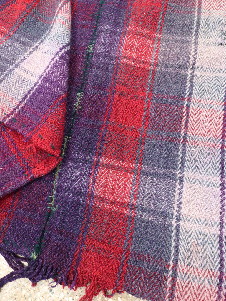 Vintage Persian Textile, No.28948 - Galerie Shabab