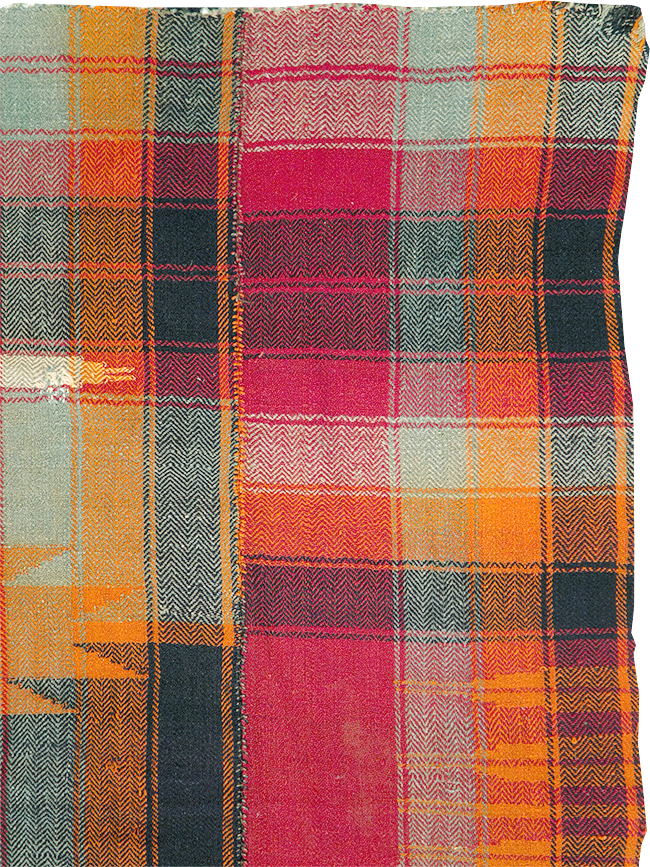 Vintage Persian Square Textile Flatweave, No.28960 - Galerie Shabab