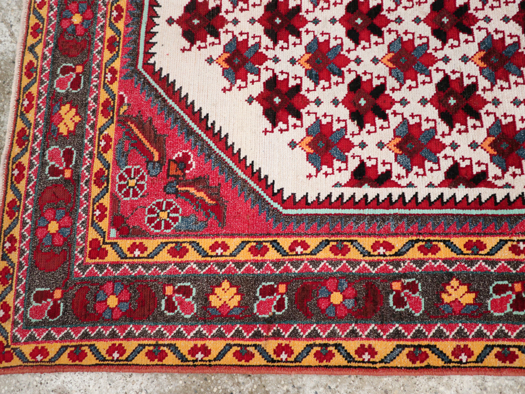 Vintage Persian Malayer Throw Rug, No.29360 - Galerie Shabab