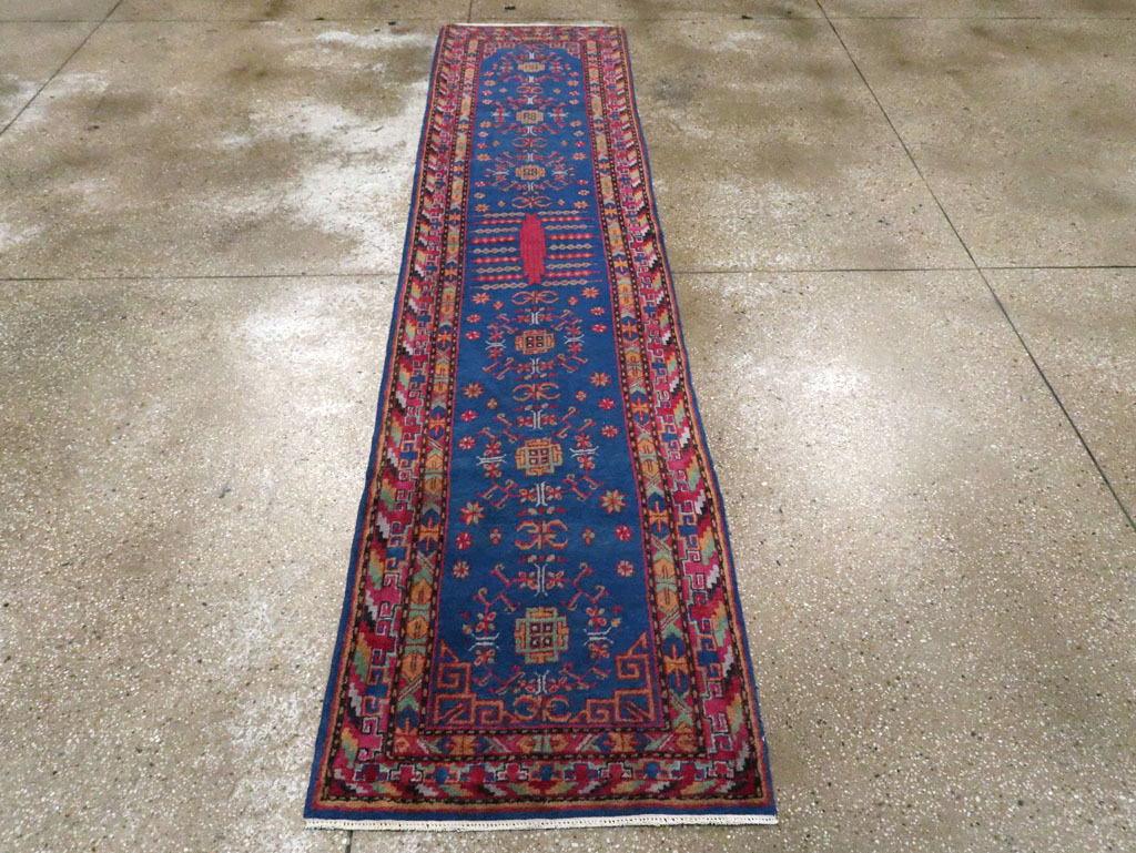 Antique Khotan Runner, No.29489 - Galerie Shabab