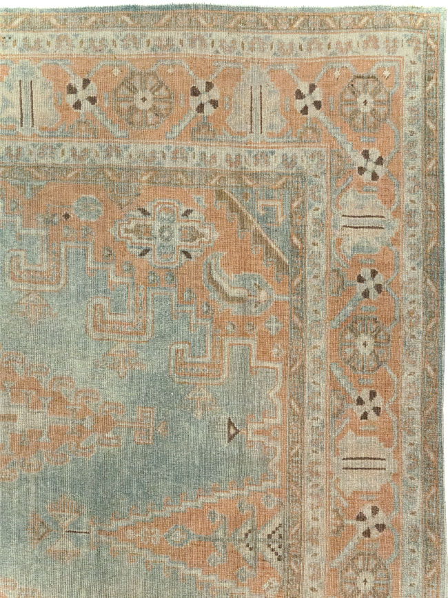Vintage Persian Veece Room Size Carpet, No.29598 - Galerie Shabab